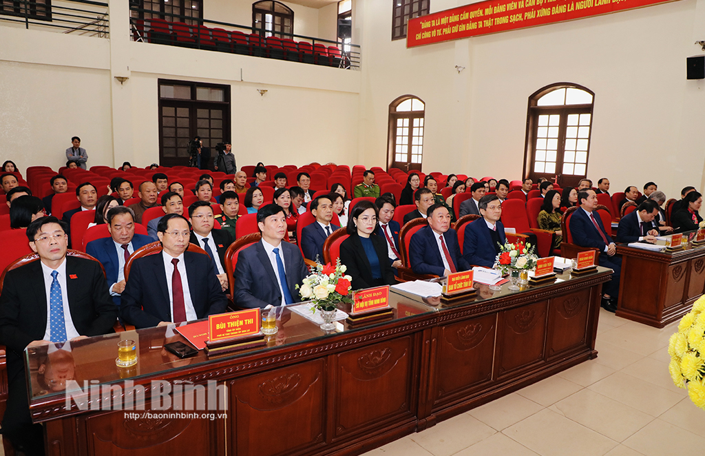Các đại biểu dự Kỳ họp.