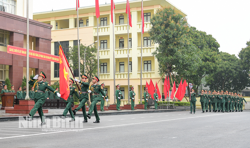 Các địa phương, đơn vị sôi nổi ra quân huấn luyện năm 2025