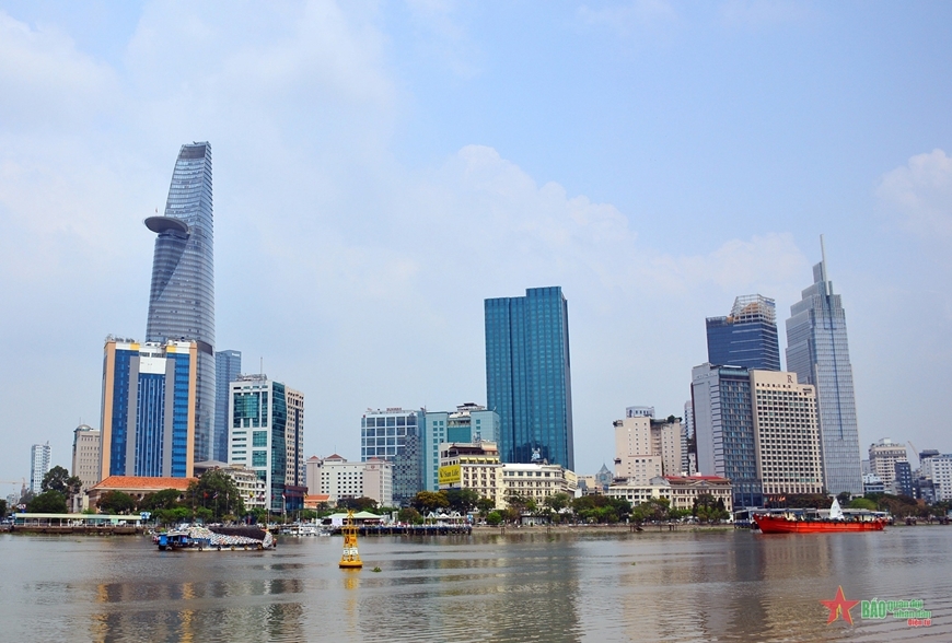 Thành phố Hồ Chí Minh khẳng định vị thế là đầu tàu kinh tế của cả nước. Ảnh: qdnd.vn