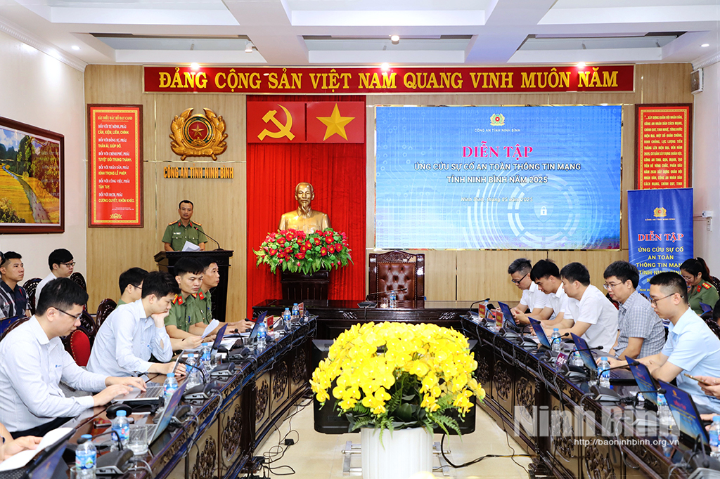 Quang cảnh hội nghị.