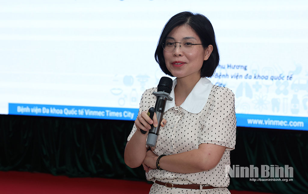 TS, BS. Nguyễn Thu Hương - chuyên gia đến từ Bệnh viện Vimee time chia sẻ chuyện đề: Vai trò của X Quang tuyến vú.
