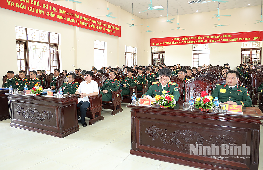 Các đại biểu dự Đại hội.