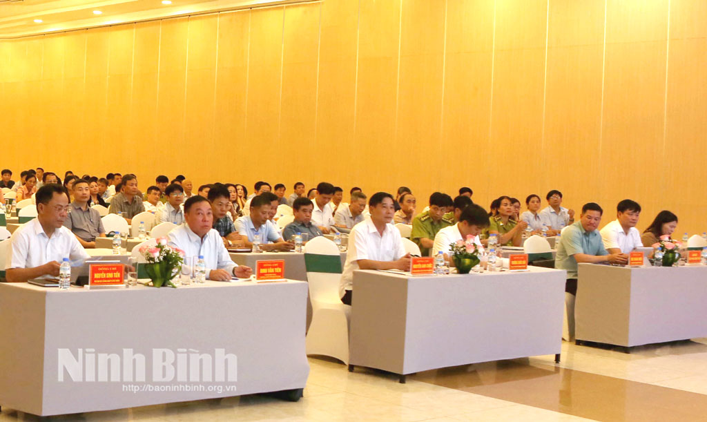 Các đại biểu dự HN Sở NN & MT.