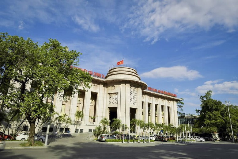 NHNN yêu cầu ngân hàng giảm lãi suất cho vay, hỗ trợ tăng trưởng kinh tế