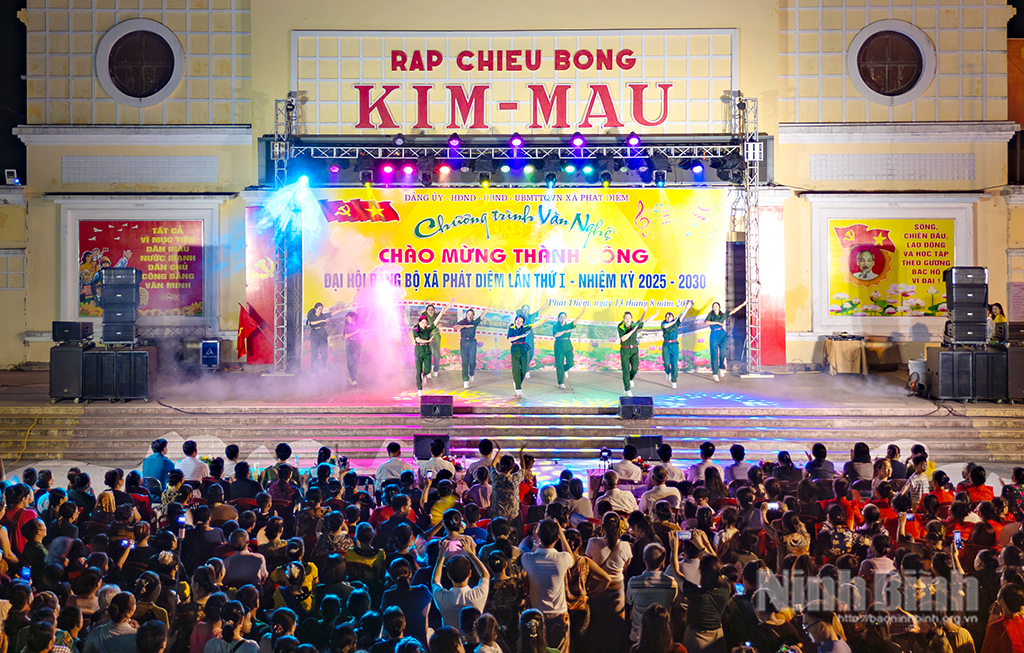 Một tiết mục văn nghệ tại chương trình.