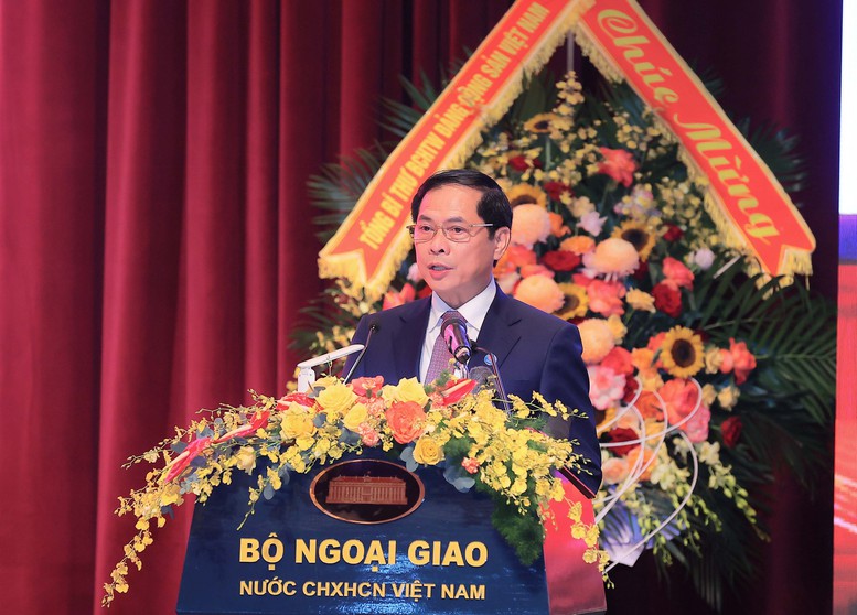 Tổng Bí thư Tô Lâm: Ngoại giao thắp sáng niềm tin về một thế giới hòa bình, hợp tác và phát triển- Ảnh 2.