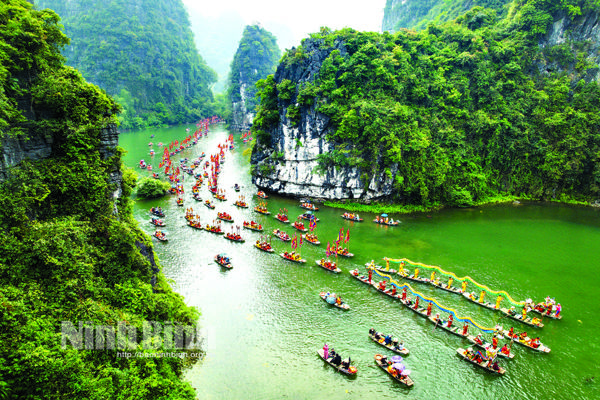 Ninh Binh province creates momentum for breakthroughs