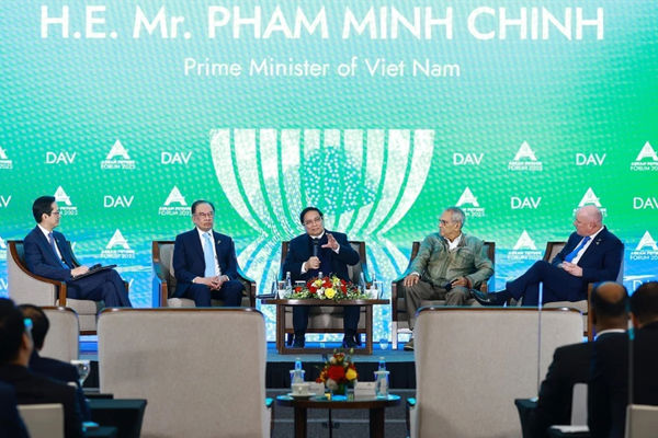 The world's future belongs to the youth: PM
