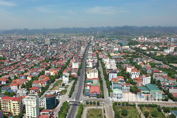 Ninh Binh streamlines apparatus in parallel with socio-economic development