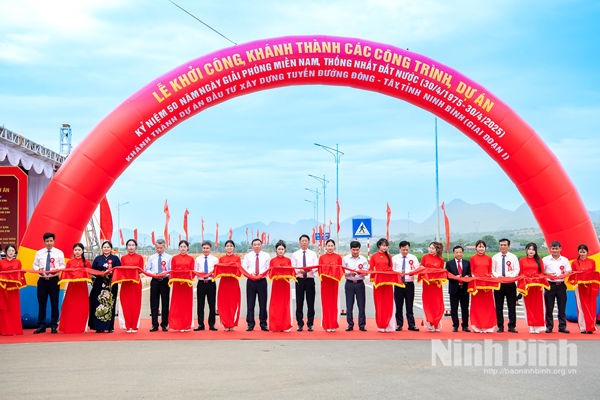 Ninh Binh inaugurates East-West road project (first phase)