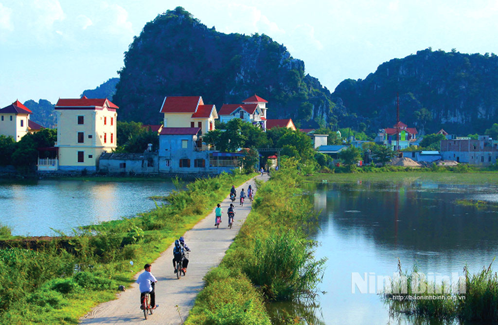 New rural appearance in Kenh Ga village, Thinh Vuong commune of Gia Vien district.