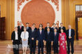 Ninh Binh leader receives delegation of Hungarian Socialist Party.