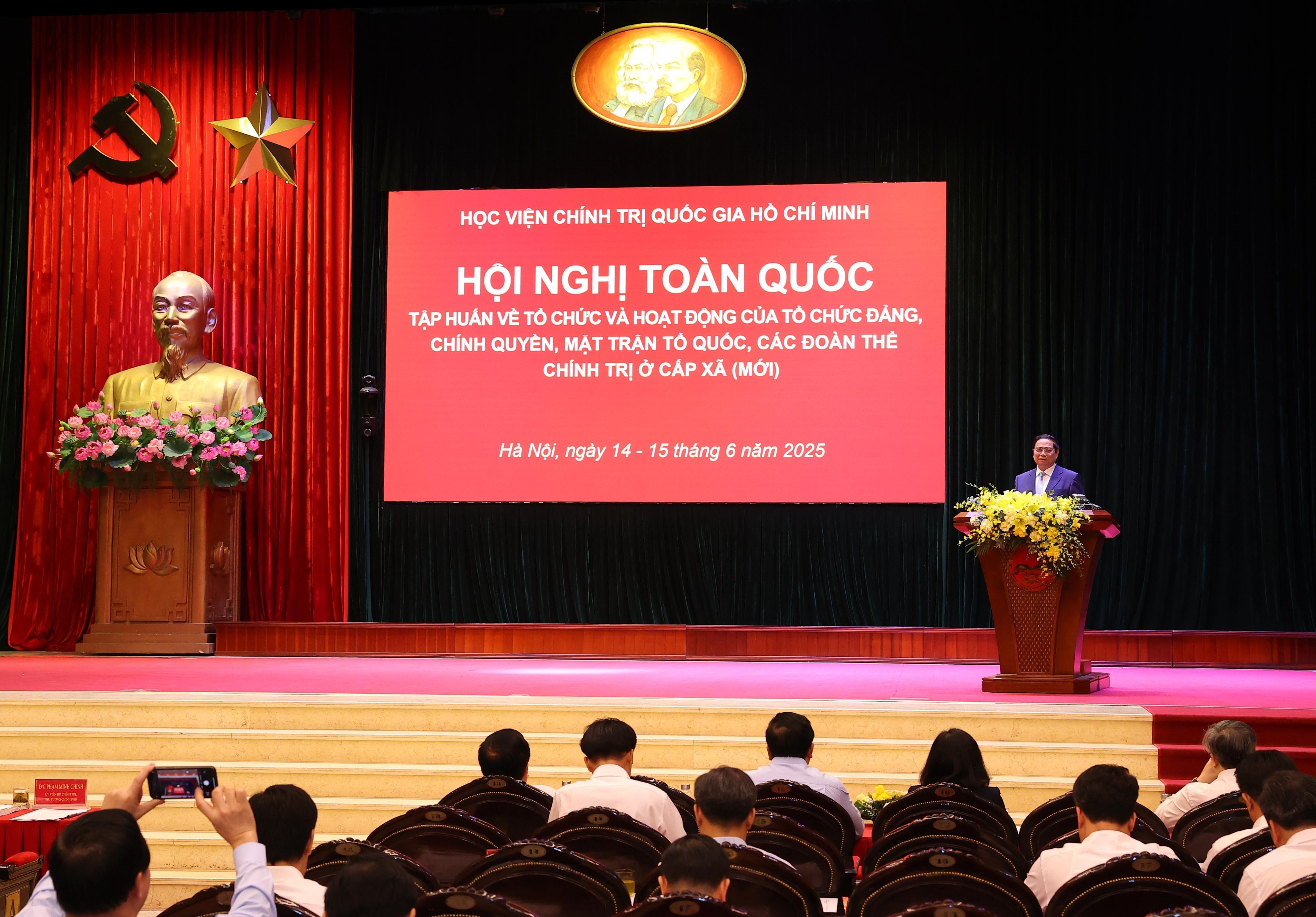 Prime Minister Pham Minh Chinh at the national training conference (Photo: NDO)
