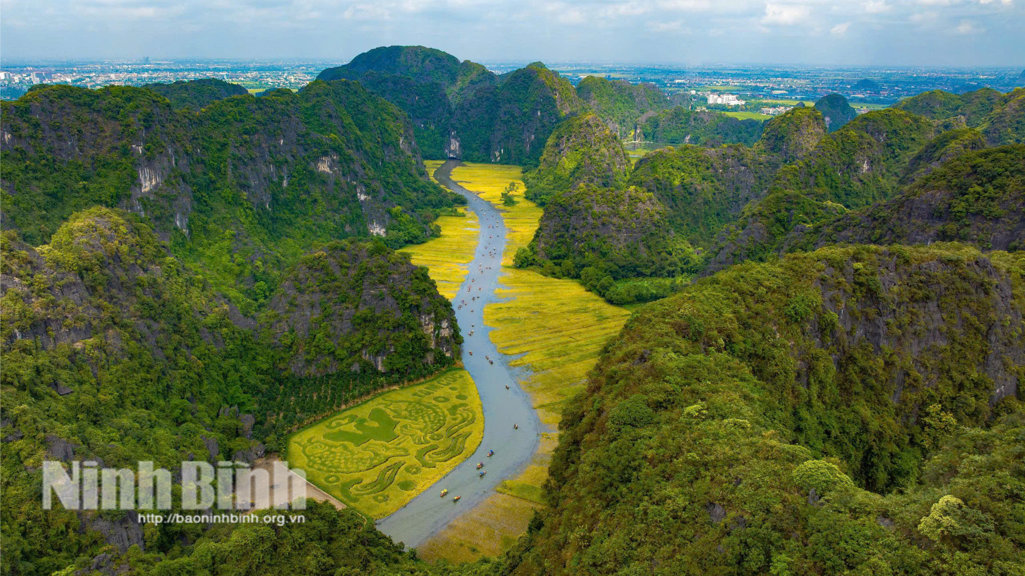 Tam Coc - Bich Dong tourist area.