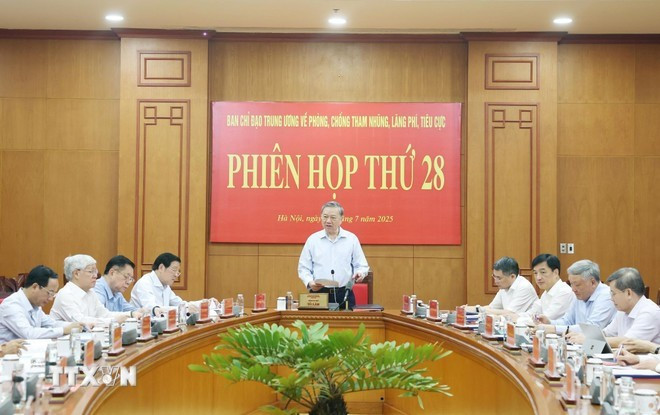 Party General Secretary To Lam addresses the 28th meeting of the Central Steering Committee on Prevention and Control of Corruption, Wastefulness and Negative Phenomena (Photo: VNA)