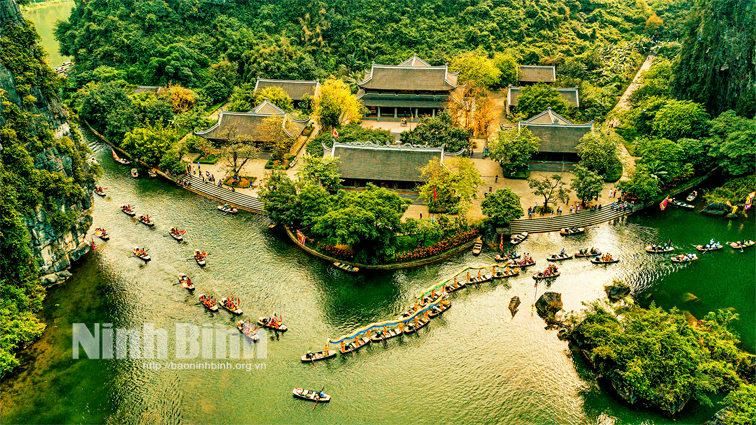 Ninh Binh named in top 10 favourite destinations of travellers for New Year celebration.