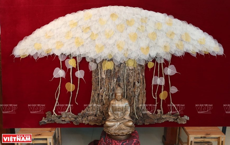 The picture "Buddha under the Bodhi tree" is made from thousands Bodhi leaves in combination with the bark of an ancient tree