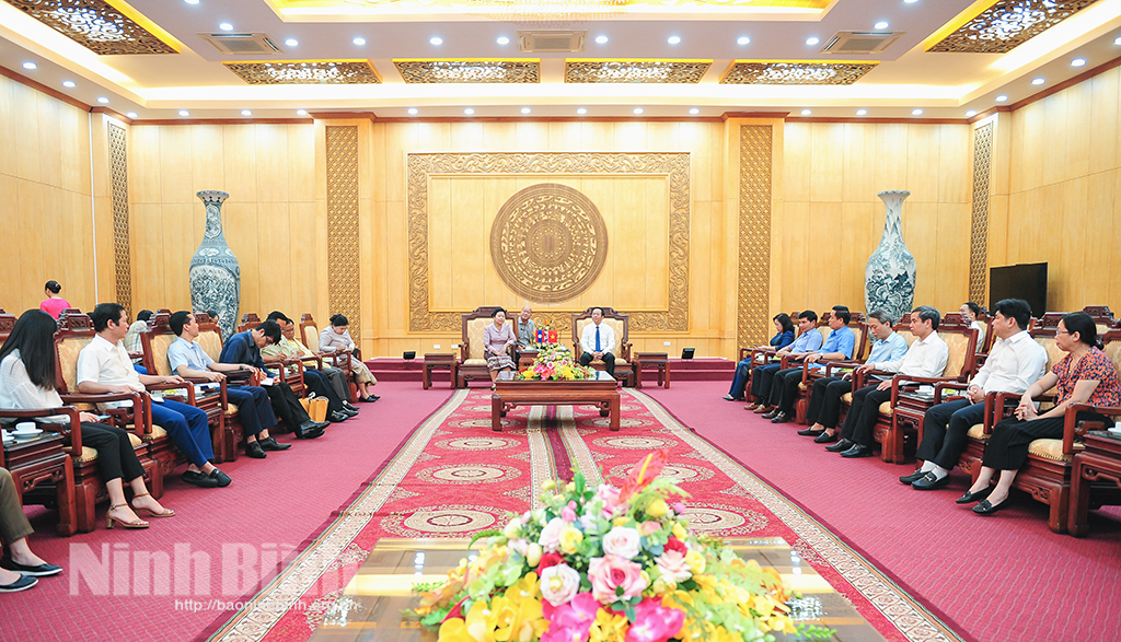 An overview of the meeting.