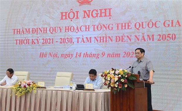 Prime Minister Pham Minh Chinh speaks at the event.