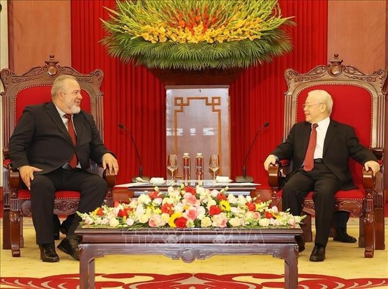 General Secretary Nguyen Phu Trong receives Cuban Prime Minister Manuel Marrero Cruz. (Photo: VNA)