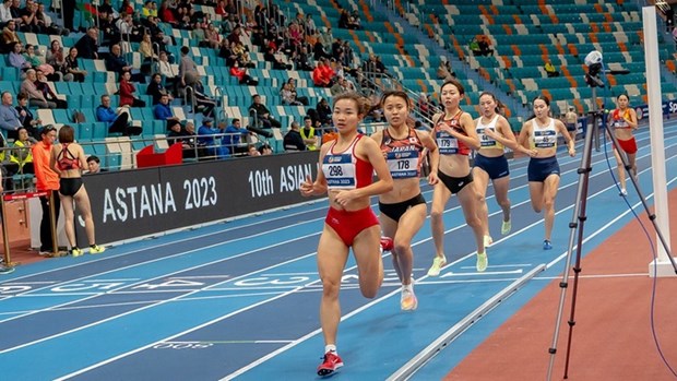 Nguyen Thi Oanh secures the medal gold in the women's 1,500-metre event (Photo: VNA)
