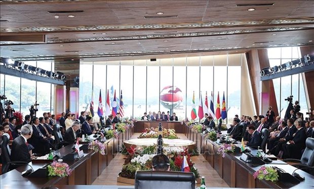 At the 42nd ASEAN Summit (Photo: VNA)