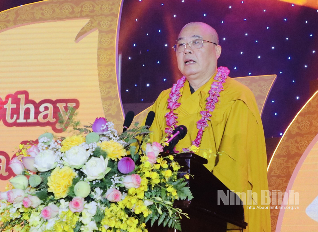 Buddhas 2567th birthday held in Ninh Binh province