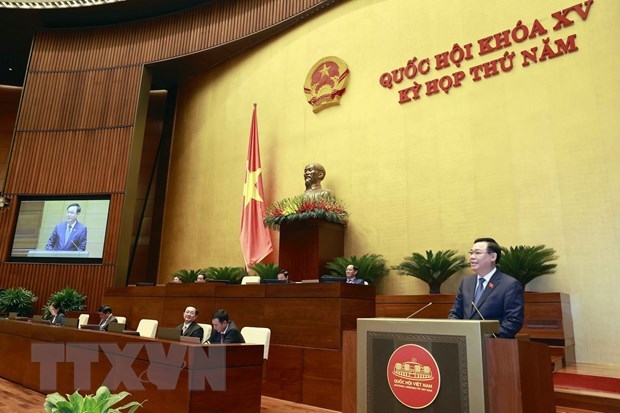 NA Chairman Vuong Dinh Hue speaks at a debate of the legislature's ongoing session. (Photo: VNA)