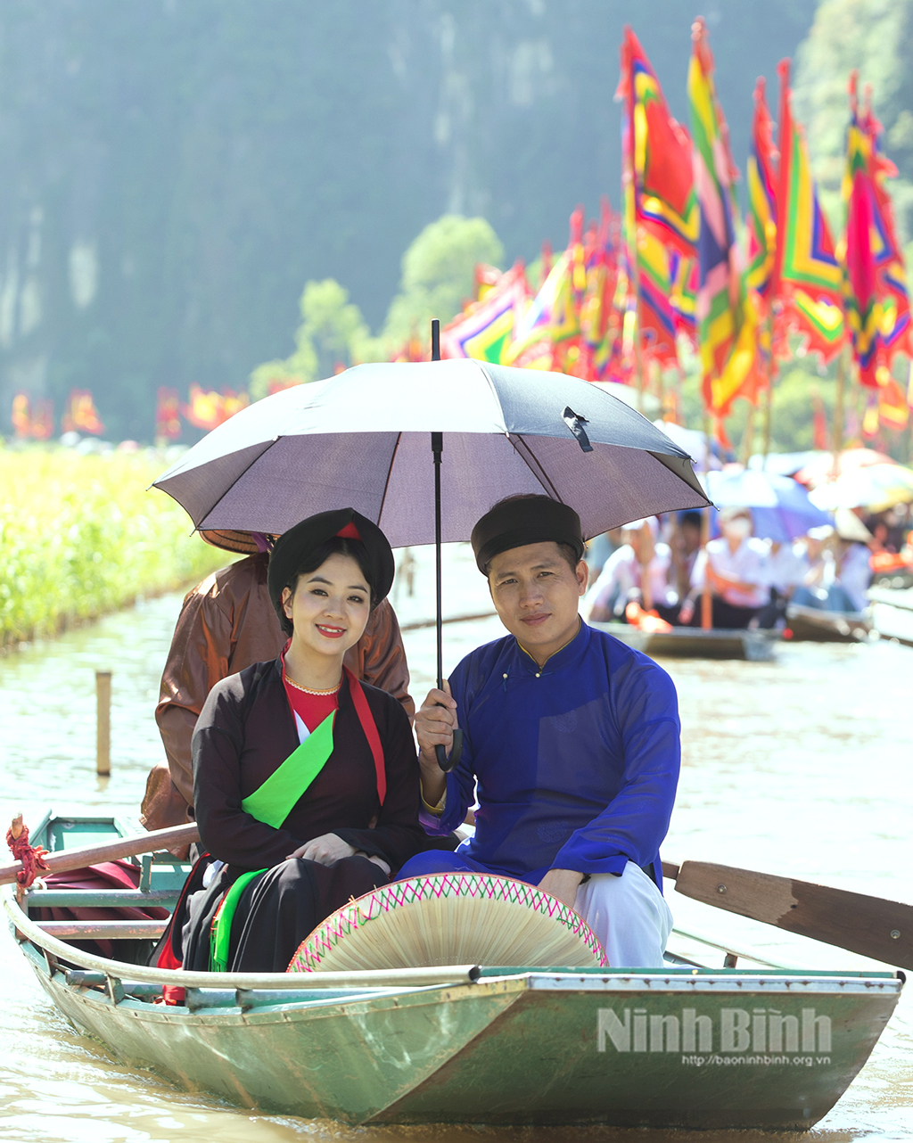 Season of festivals on rivers in Ninh Binh