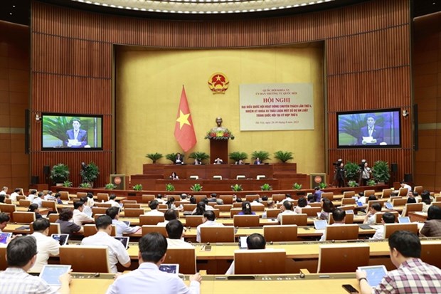 An overview of the NA Standing Committee's session discussing the amended Land Law. (Photo: VNA)