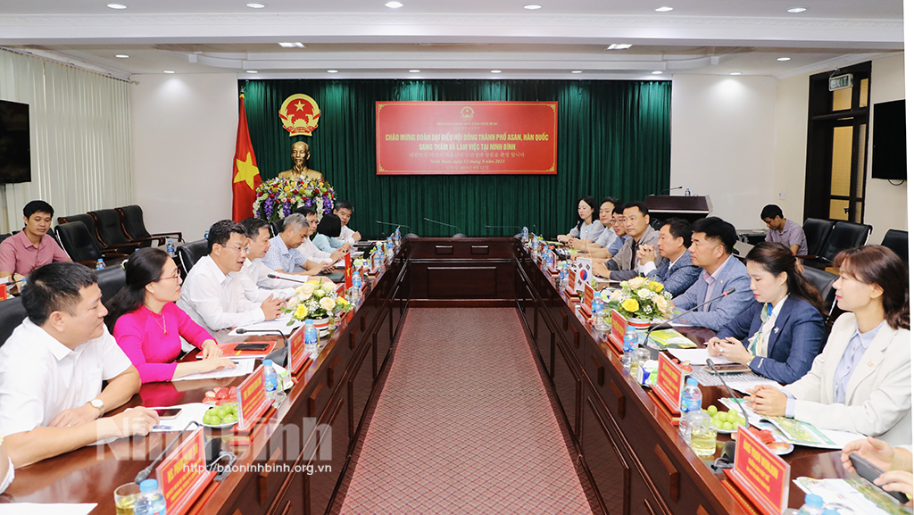 Delegation of Asan City Council pay working visit to Ninh Binh