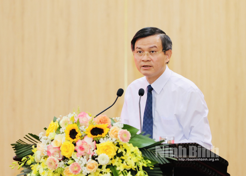 Ninh Binh reviews implementation of Resolution No 10NQTW